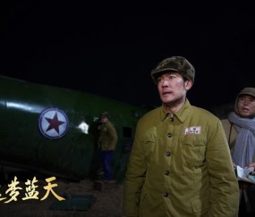  电竞纪录片热播，幕后故事展现行业真实面貌