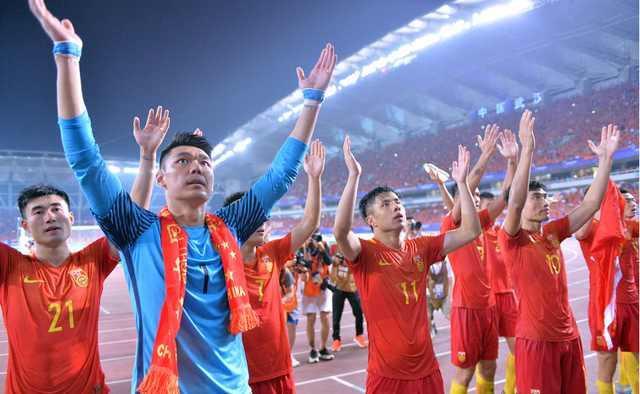  世界杯预选赛，国足力克亚洲劲旅